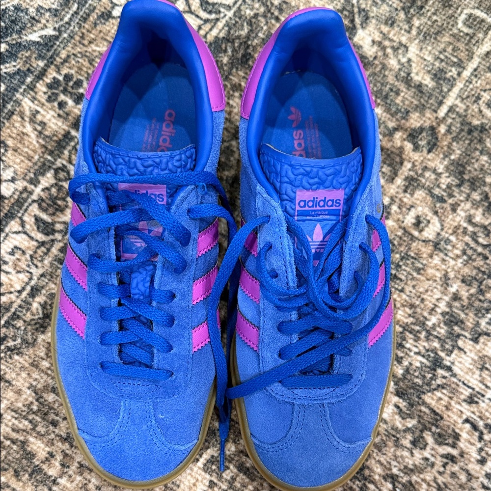 adidas Blue Suede Sneakers with Pink Stripes - Picture 2 of 5